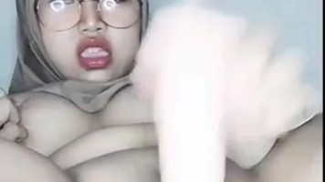 Miss Zi Cewek Hijab Sangean Colmek Desah